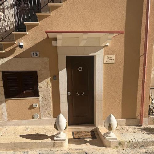 Bitonto House | Casa La Grotta