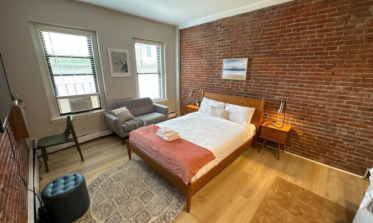 Prudential - St. Botolph Apartment | Charming Studio Apt! | Back Bay