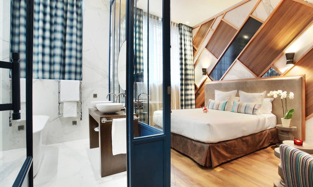 Hopital Saint-Louis Hotel | Le Robinet d'Or