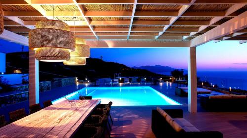 Vlicha House | Modern house with pool for 12 guests in Lindos