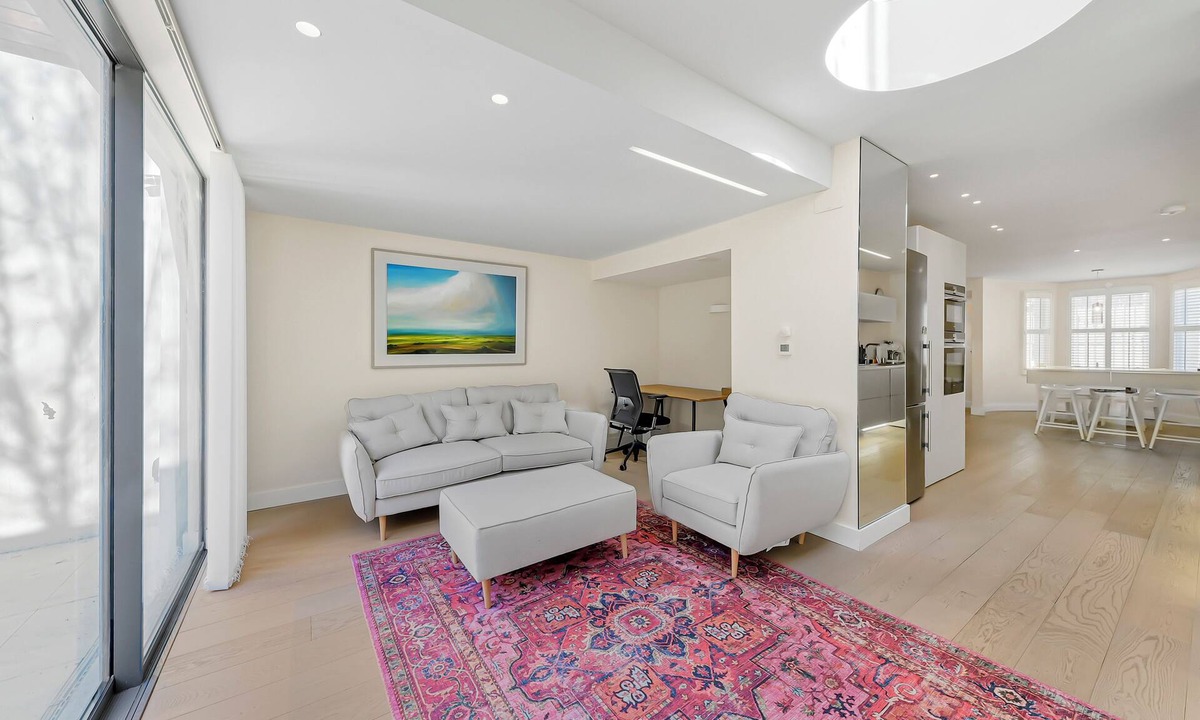 Maida Vale Apartment | Pink Floyd London Roots – Stylish 3BR Maida Vale Flat Near Notting Hill & Pad