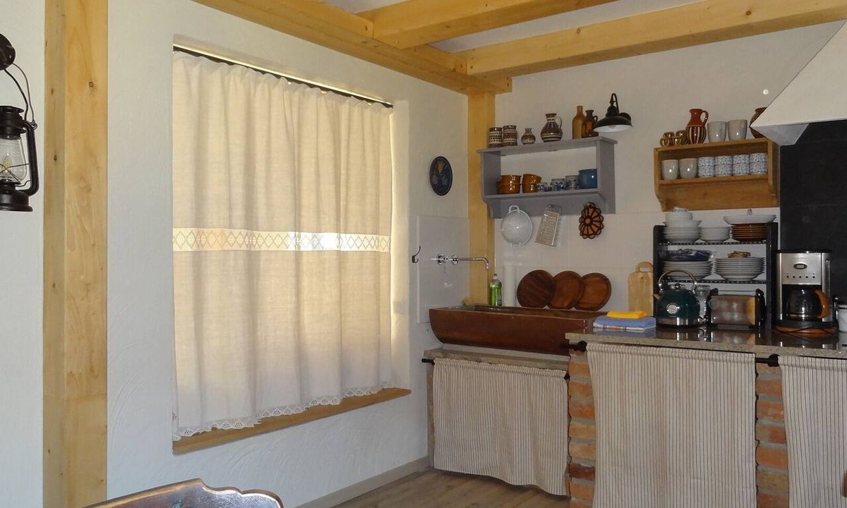 Laasow Apartment | Rental-Large-Mobility bath-Garden view-Bauernhaus Wohnung 2