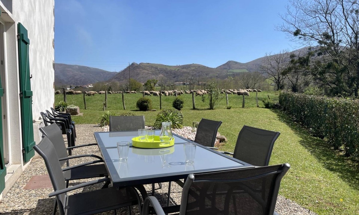 Bidarray House | Spacious house close to mountains and beaches