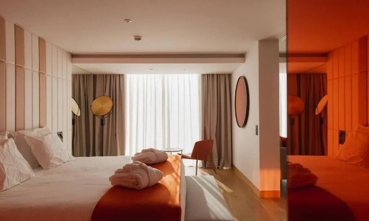 Sao Jorge de Arroios Hotel | Step into Lisbon’s Magic—Poolside Days & Light-Filled Nights