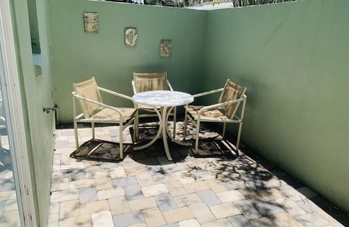 Courier City - Oscawana Condo | 2BR/2.5BA Tampa Condo – Walk to Hyde Park, SOHO, and Bayshore