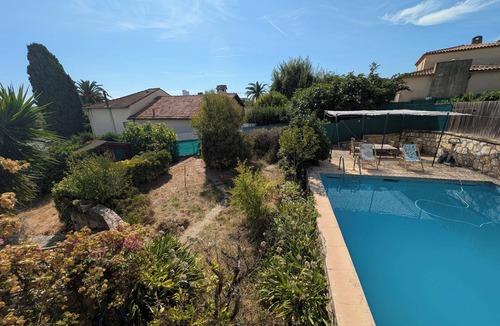 Plaine de la Brague House | 5 minutes from the sea/town center, spacious villa with garden, swimming pool, parking lot