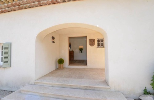 Plage de la Garonnette House | 500m from sea, private tennis, pool and spa, open views, 4 acres, AC, 14 people