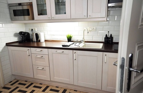 Andel Apartment | 95 m² Bright Riverside Family Stay near Dancing House
