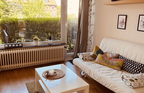 Heppens Apartment | Apartment 3 - Central but quiet near the beach with optimal shopping facilities