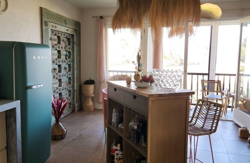 Port Grimaud Apartment | Apartment "Le Topaze" with Sea View, Balcony & Wi-Fi