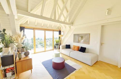 Jouxtens-Mezery Apartment | Attic Apartement - Penthouse 2 Bedrooms