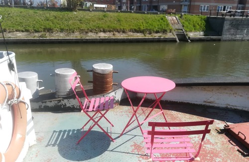 Rooigem Boat Rental | B3 Houseboat in the centre of Ghent, Sailor room