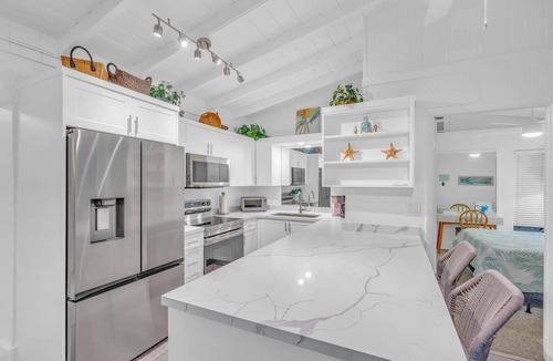 Key Largo House | Bay Sunsets Free Kayaks/Paddleboard Jacuzzi