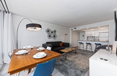 Hutchinson Island South Apartment | Beach Condo/High-End Finishes/Island Beach Resort/No Cleaning Fee/Condo 316