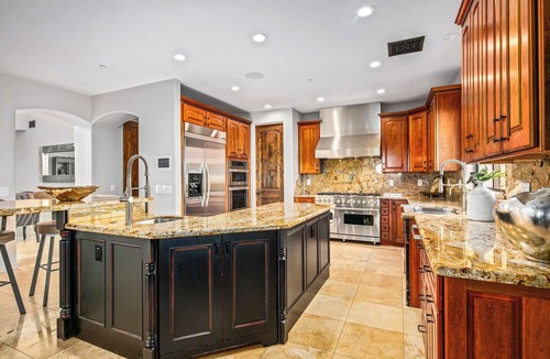 Pinnacle Peak House | Boulder 84 | Pool + Spa, Splash Pad, Billiards, Putting Green & 360 Views
