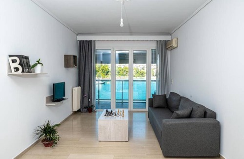 Khalkis Apartment | Chalkis Old Bridge (Evripos)- Sea View Apartment