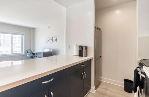 Nob Hill Apartment | Charming 1-bedroom apartment in lovely SF with ensuite laundry