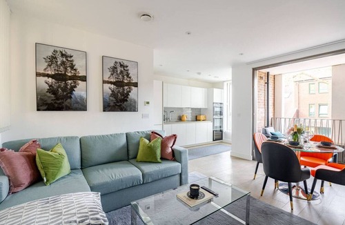 Bishopsgate Apartment | Charming 2 Bed Apartment by Shoreditch & Spitafeilds