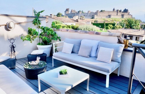 Carcassonne House | Charming 3-bedroom house with WiFi, AC in fabulous Carcassonne