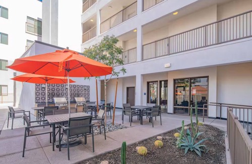 Garfield Apartment | Charming studio in welcoming Phoenix with AC, fitness room, WiFi