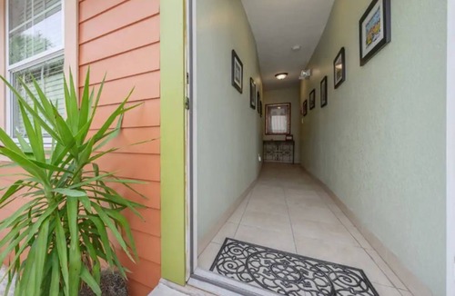 East Ybor Apartment | Chic & Affordable Ybor Studio steps from 7th Ave #3