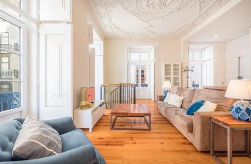 Se Apartment | Classy Duplex in Historic Lisbon