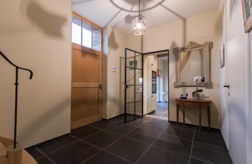 Munte House | Clayshoeve