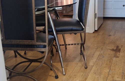 Haggerston Apartment | Cosy and comfortable place to stay with friends and family.
