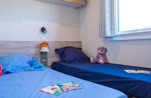 Frontignan Other | Cottage, animaux OK, clim - 6 pers. - API-1-52-2199