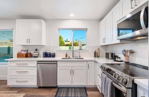 Glendale House | Cozy 3BR Stadium Oasis! Pool + Hot Tub + Fire Pit