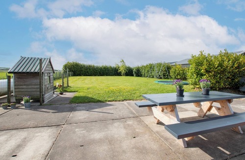 Zevenhuizen-Moerkapelle Apartment | Cozy holiday home with stunning views in the Green Heart