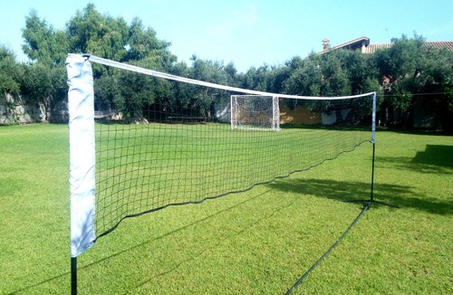 San Giovanni Suergiu House | Domusantiga Apartments 2 DOUBLE BEDROOMS, GREEN MEADOW, by the sea