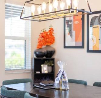 Garfield House | Downtown Phoenix Modern Retreat 2 Homes in 1