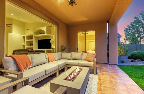 Paradise Valley Village House | Dreaming Tree Retreat | Pool, Spa & Fire Pit