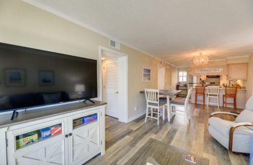 Emerald Isle House | Emerald Isle Vacation Rental w/Resort Pool!