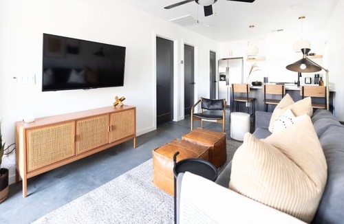 Phoenix Apartment | Exclusive 9 Unit Condo Complex w/Private Pool+More