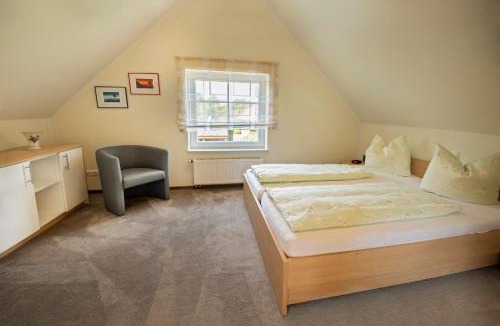 Westerstede Apartment | Ferienwohnung Reddemann