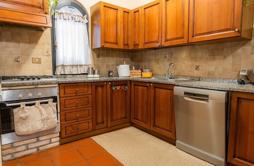Quartu Sant'Elena House | Holiday Home 'Stella' with Private Veranda, Garden, and Wi-Fi