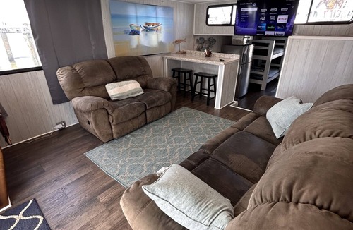 Venice Boat Rental | Houseboat in Venice Marina