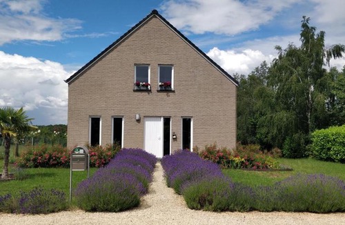 Awagne House | Le bordon