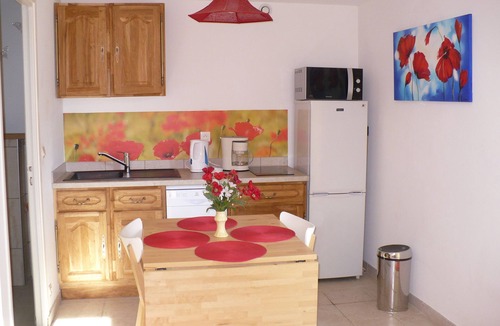 Les Adrets-de-l'Esterel Apartment | Location in the heart of the Esterel Mountains, halfway between Cannes and Frejus. 3 *