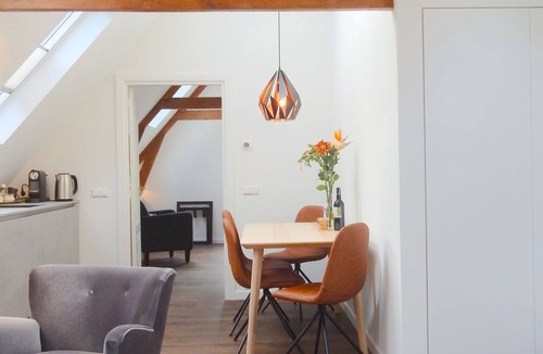 Amsterdam West Apartment | Luxurious and spacious penthouse in city center! 2 bathrooms, airco, wifi.