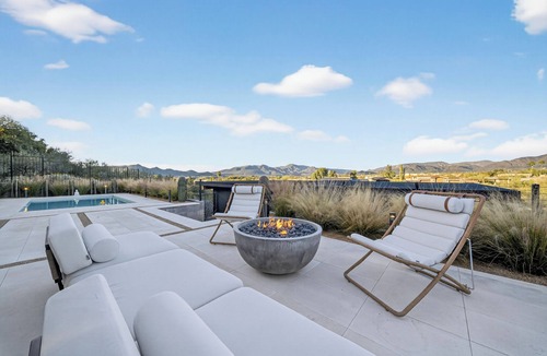 Cave Creek House | Luxury Desert Oasis - Prime Location + Indoor/Outdoor Living + Mountain Views