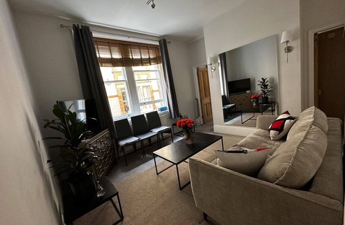 London City Centre Apartment | Luxury Living at Charing Cross 26 | Best of London