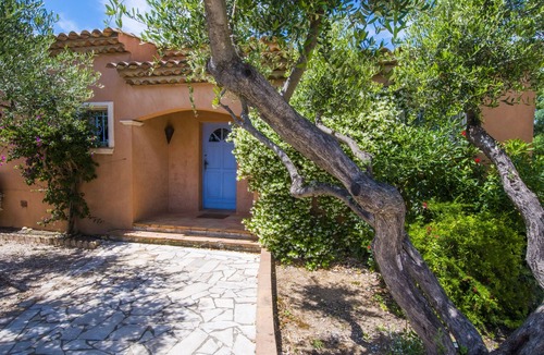 La Nartelle Villa | Luxury villa with view of the putting green - Gulf of Saint-Tropez