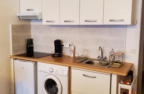 Saint-Guilhem-le-Desert Apartment | MACLENFA: charmant studio au cœur de l’Herault.