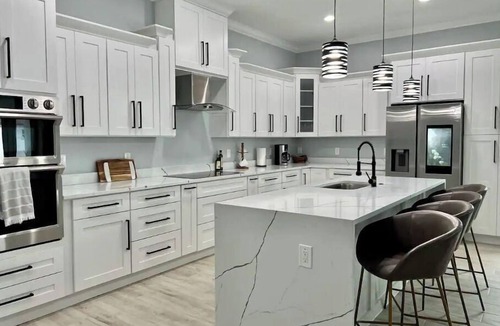 Tampa House | New Build 3BR Lux West Tampa House WALK To Stadium