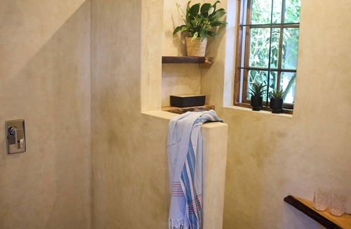 Hilton Bed & Breakfast | Phuzamoya - Little Retreat Beautiful B&B in Winterskloof's Nature