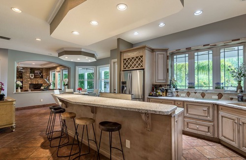 Greater Northdale House | Private Resort-Style Pool w/Lazy River, Grotto & Hot Tub – Golfers & Pups Love!