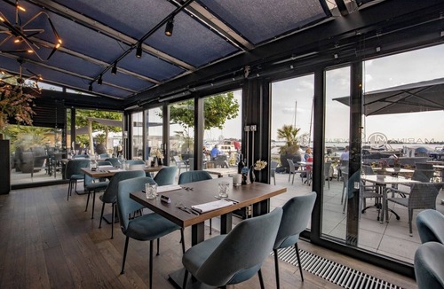 Oud-Loosdrecht Hotel | Relaxing Hotel by the Lake with Canoeing, Biking Routes and Restaurant Views